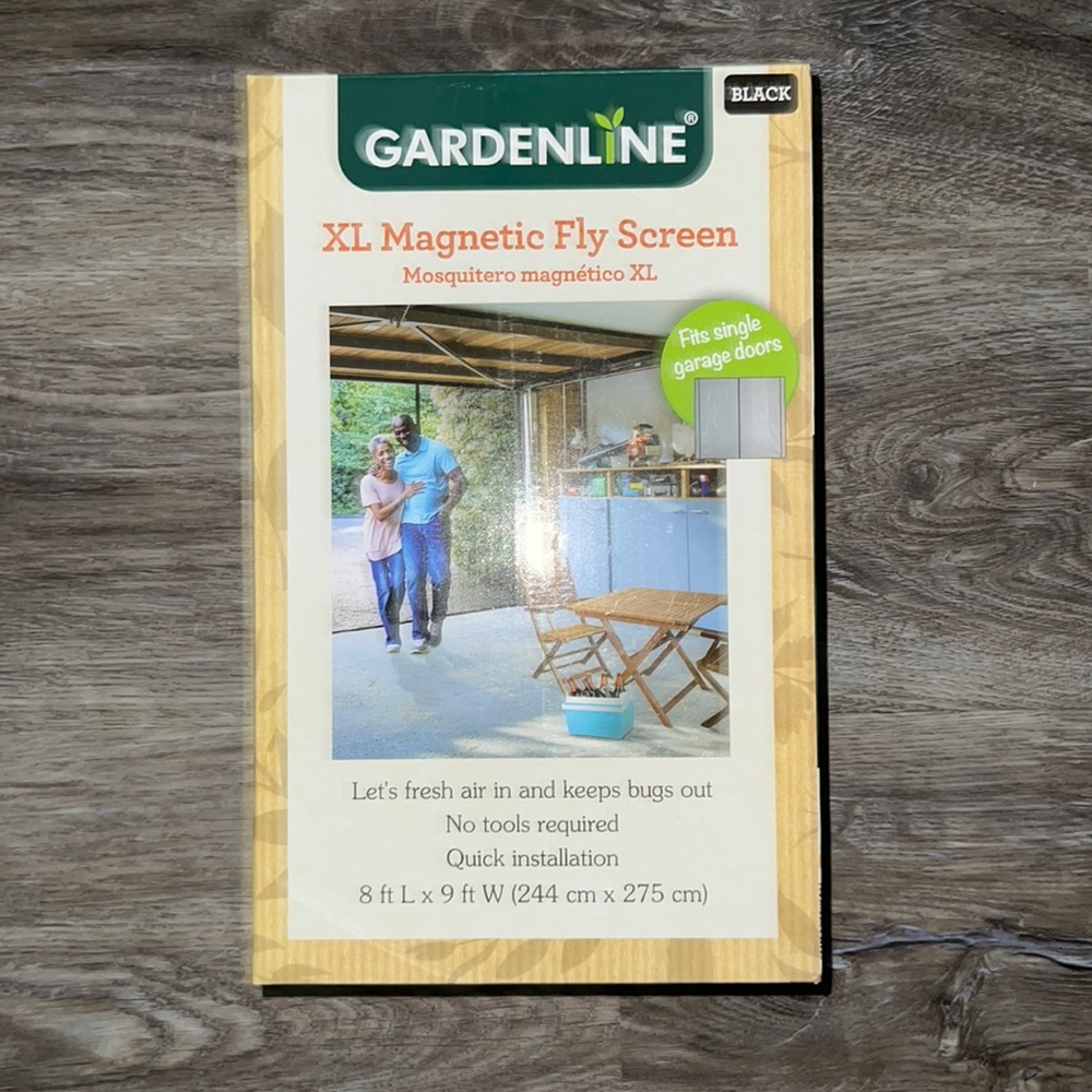 Magnetic fly screen
